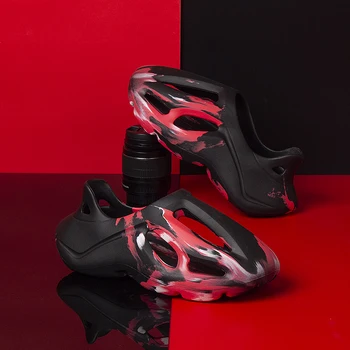 Sandal Musim Panas Kamuflase Pria Sepatu Taman Berongga Sandal Pria Desainer Sneakers Sepatu Air Selip Di Luar Uniseks
